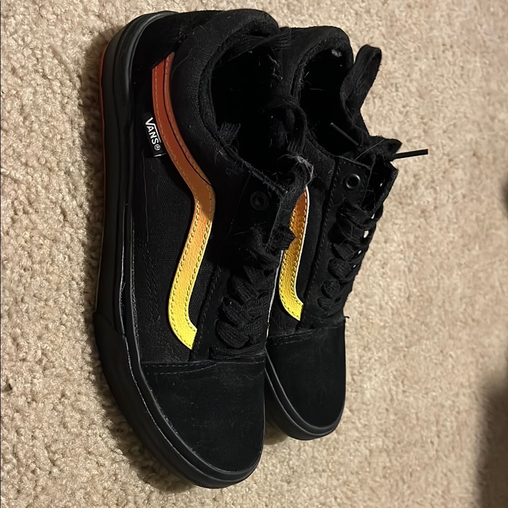 Vans Black and Yellow Sneakers with Gradient Stripe